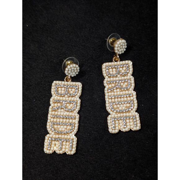 Gold Tone Bride White Bead Rhinestone Dangle Pierced Earrings Wedding - Picture 2 of 8